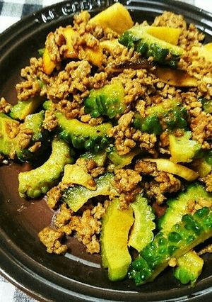 ゴーヤと挽き肉のエスニック炒め-レシピのメイン写真