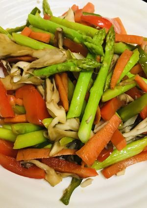 アスパラ＆パプリカとキノコの野菜だけ炒め-レシピのメイン写真