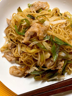 ねぎとカリカリ豚のオイスター焼きそば♪-レシピのメイン写真
