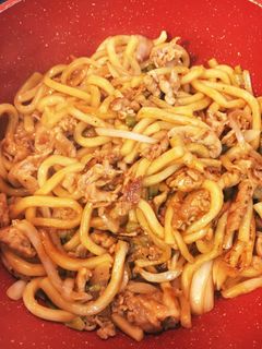 やみつきソース焼きうどん-レシピのメイン写真
