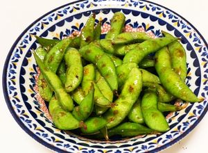 枝豆のガーリック炒め 冷凍枝豆が絶品に！-レシピのメイン写真