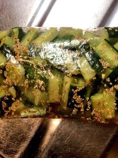 大量消費☆白ごま香る胡瓜の中華風漬物-レシピのメイン写真