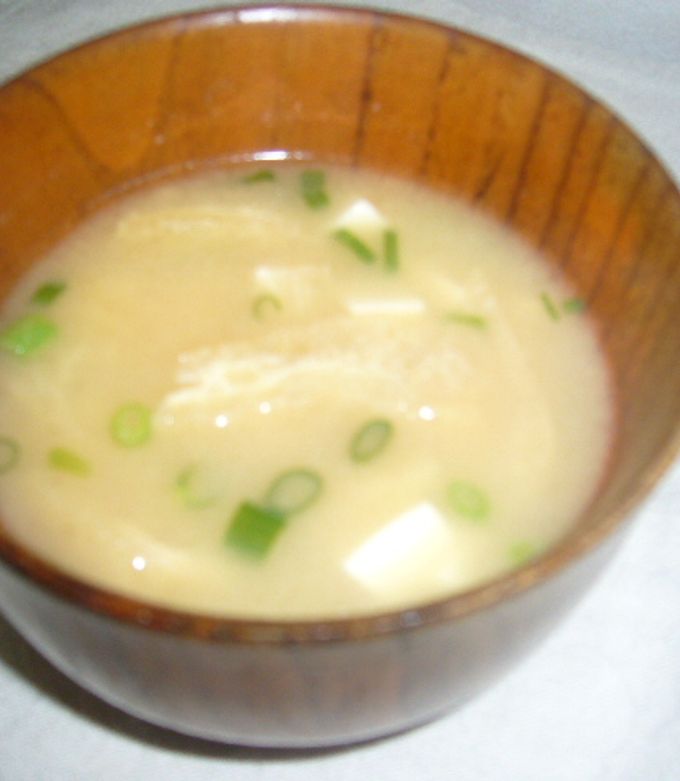 キュッと一絞りでさわやか味噌汁♡ by 優桜ママ 【クックパッド】 簡単