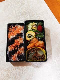 大豆ミートの肉味噌を入れたお弁当です。-レシピのメイン写真