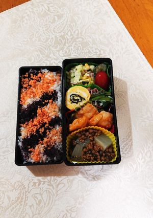 大豆ミートの肉味噌を入れたお弁当です。-レシピのメイン写真