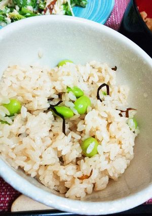 塩昆布と枝豆の混ぜごはん-レシピのメイン写真