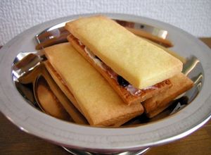 北の銘菓風！レーズンバターサンドクッキー-レシピのメイン写真