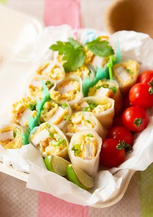 おでかけのお弁当に♪ワンハンドかつ丼-レシピのメイン写真