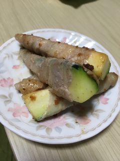 肉巻きズッキーニ-レシピのメイン写真
