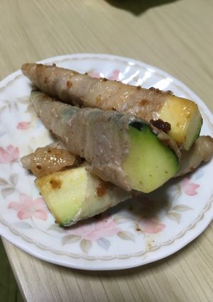 肉巻きズッキーニ-レシピのメイン写真