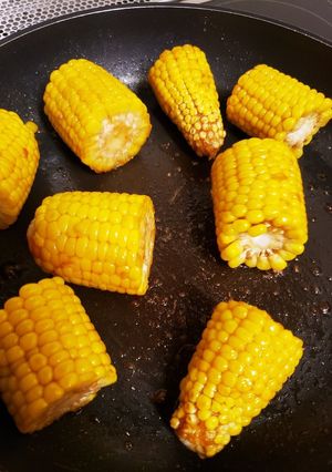 すき焼きのタレで焼きとうもろこし♪-レシピのメイン写真