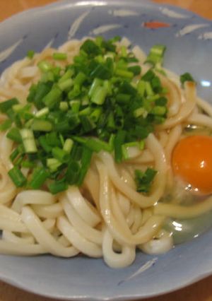 卵ごま油うどん-レシピのメイン写真