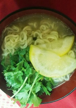 簡単アレンジ!!タイ風塩レモンラーメン♪-レシピのメイン写真