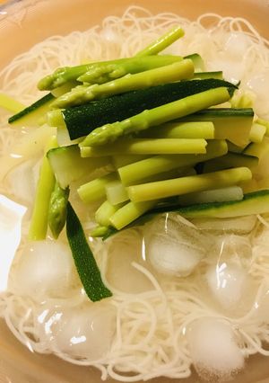 胡麻ダレ推奨●アスパラ＆ズッキーニの素麺-レシピのメイン写真