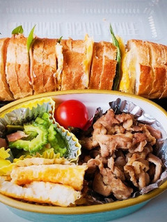 バケットサンドと生姜焼き弁当-レシピのメイン写真