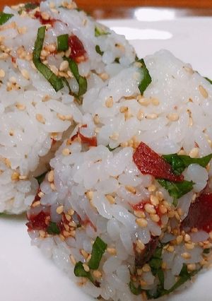 部活飯!梅しそおにぎり!-レシピのメイン写真