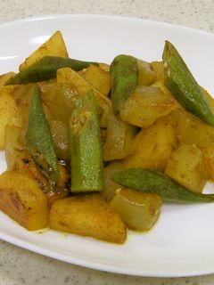ナシウリとじゃがいものカレー炒め-レシピのメイン写真