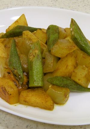 ナシウリとじゃがいものカレー炒め-レシピのメイン写真