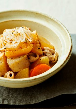 お酒のあてにもぴったり！もつ煮-レシピのメイン写真
