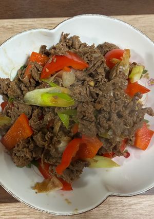 牛肉とパプリカのオイスター炒めカレー風味-レシピのメイン写真