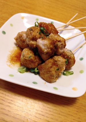 後から串刺し●鶏つくね串●プリプリ-レシピのメイン写真