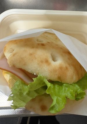 ハムとクリームチーズのサンドイッチ-レシピのメイン写真