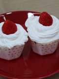 HMの苺のカップケーキ