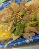 マグロと長芋とアボカドの、辛子酢味噌和え