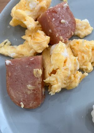 材料三つ！簡単スパムオムレツ-レシピのメイン写真