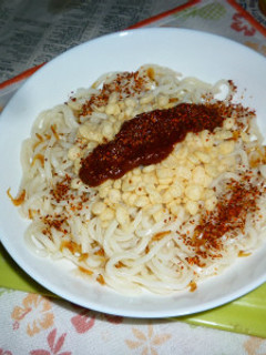 豆板醤でピリ辛たぬきの冷やしうどん-レシピのメイン写真