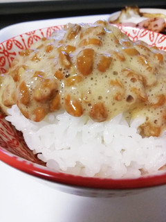 少しの甘酒納豆ご飯☆お腹とお肌のごちそう-レシピのメイン写真
