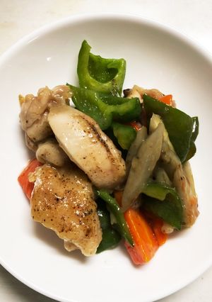 鶏もも肉とゴロゴロ野菜の塩炒め-レシピのメイン写真