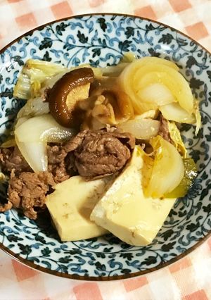 冷蔵庫に残ってる野菜で肉豆腐-レシピのメイン写真