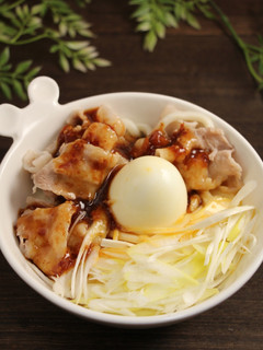 簡単!月見肉釜玉うどん-レシピのメイン写真