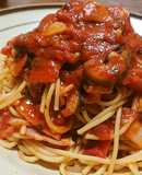 絶品！冷蔵庫にあるもので作るトマトパスタ
