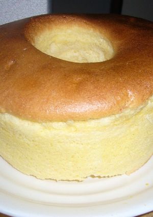 しっとりふわふわ！基本のシフォンケーキ-レシピのメイン写真