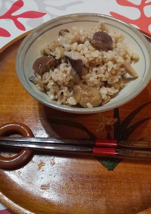 ダイエット⑤栗ときのこの玄米炊き込み御飯-レシピのメイン写真