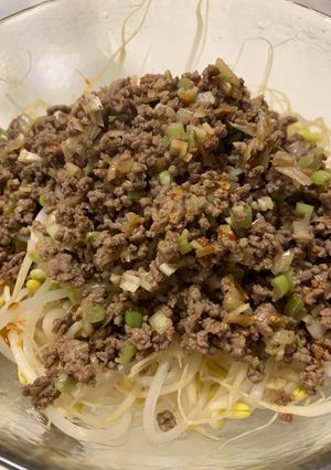 もやしタンタン on the 糖質ゼロ麺-レシピのメイン写真