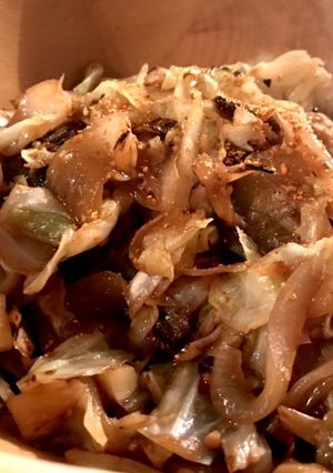 ナスとキャベツのピリ辛味噌風味炒め-レシピのメイン写真