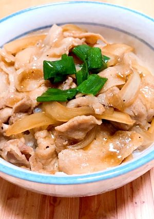とまらない美味しさ！玉ねぎと豚肉の豚丼-レシピのメイン写真