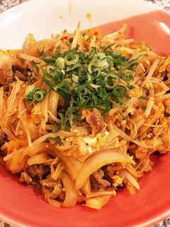 簡単で辛すぎない★豚キムチ-レシピのメイン写真