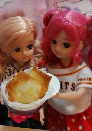 リカちゃん♡野球シリꕤ雲呑(餃子)皮揚げ-レシピのメイン写真