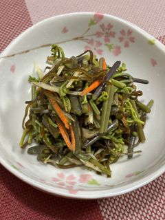 わらびと塩昆布の和え物♪-レシピのメイン写真