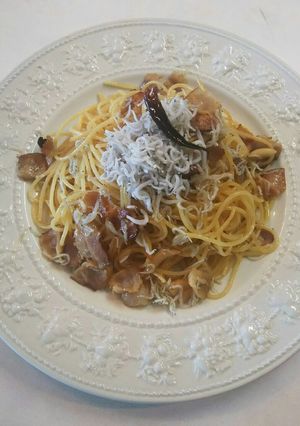 お昼ご飯！しらす ペペロンチーノ-レシピのメイン写真