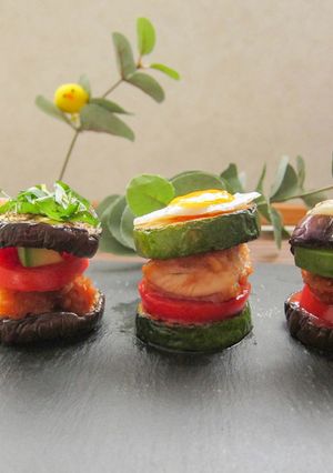夏野菜を使ったヘルシーチキンバーガー-レシピのメイン写真