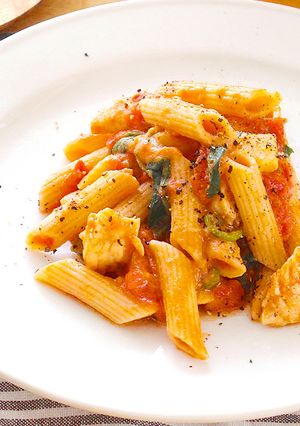 大豆ペースト入りトマトペンネ-レシピのメイン写真