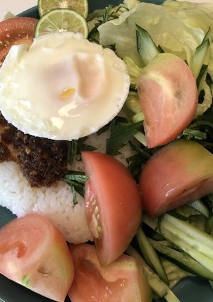 ピリ辛！生野菜でアジアンごはん-レシピのメイン写真
