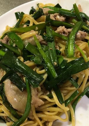 ニラと豚こまのオイスターポン酢焼きそば-レシピのメイン写真