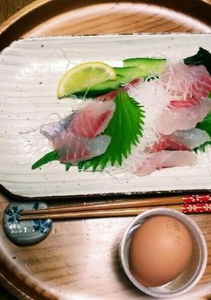 イサキの刺身の雑穀米とろろ卵かけご飯☺⛄-レシピのメイン写真