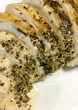 下味つけてレンチンで！ハーブサラダチキン-レシピのメイン写真